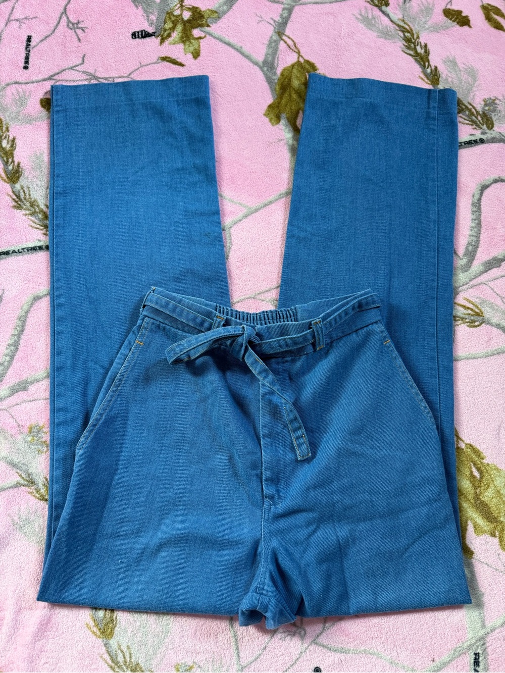 Vintage Women’s Blue High-Waist Tie-Belt Jeans